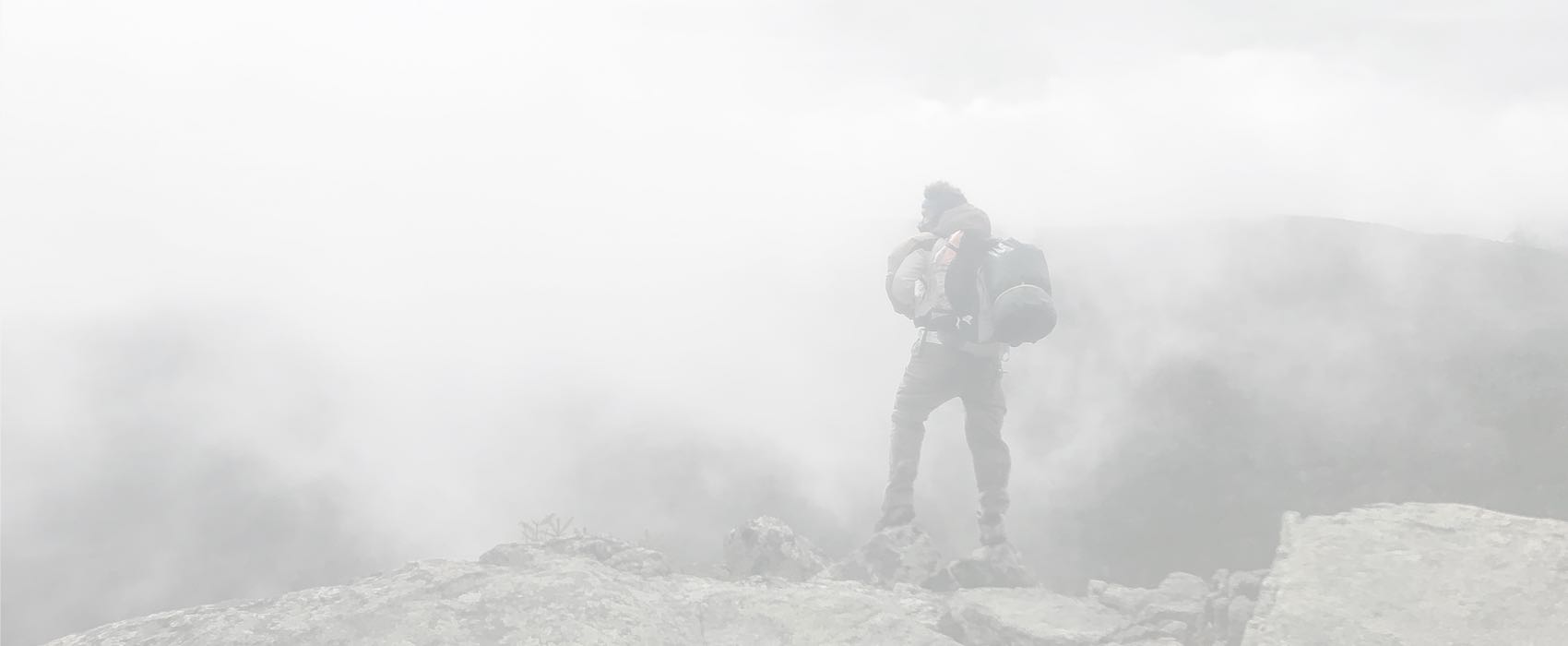 balazs-busznyak-3mtcyvbAqzM-unsplash Alisia Triko Pembe V Yaka Kadın Kazak
