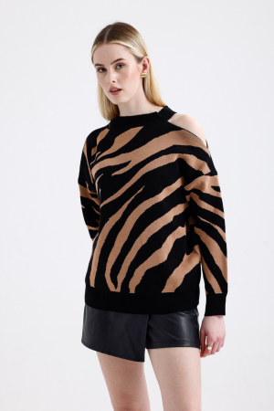 Zebra Desenli Triko Kahverengi Kadın Kazak